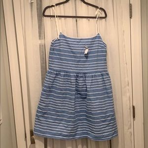 NWT Adorable gap blue & white sundress.